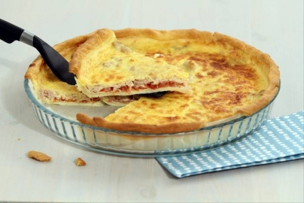 image de la recette Recette de Quiche bluffante thon, tomate et moutarde