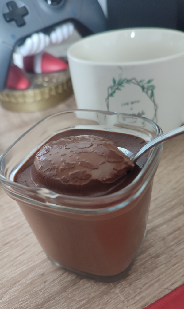 image de la recette Crème au chocolat (yaourt)