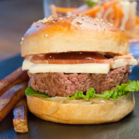 image de la recette Burger au curé nantais (dit « le tgv »)